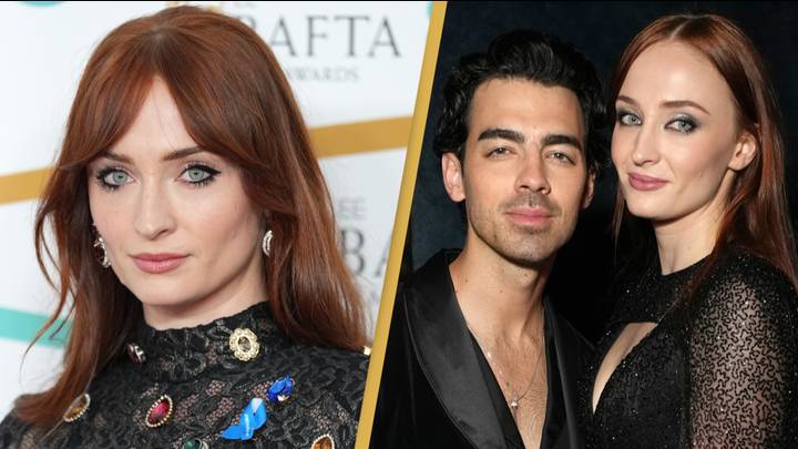 Sophie Turner Kisses New Man amid Divorce from Joe Jonas