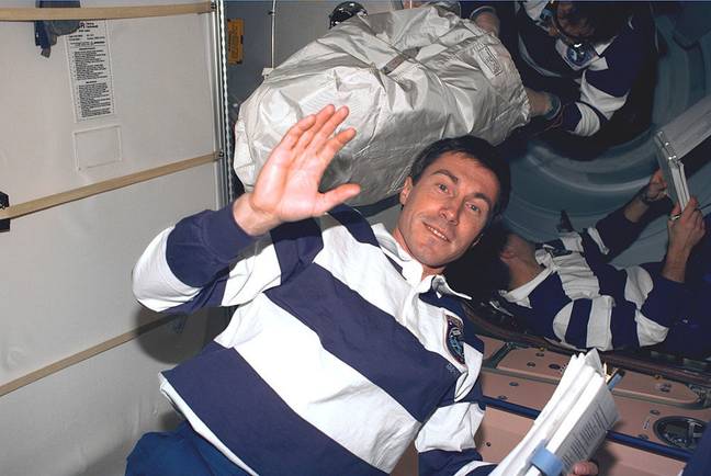 Soviet Union astronaut ended up standed in space for 300 days