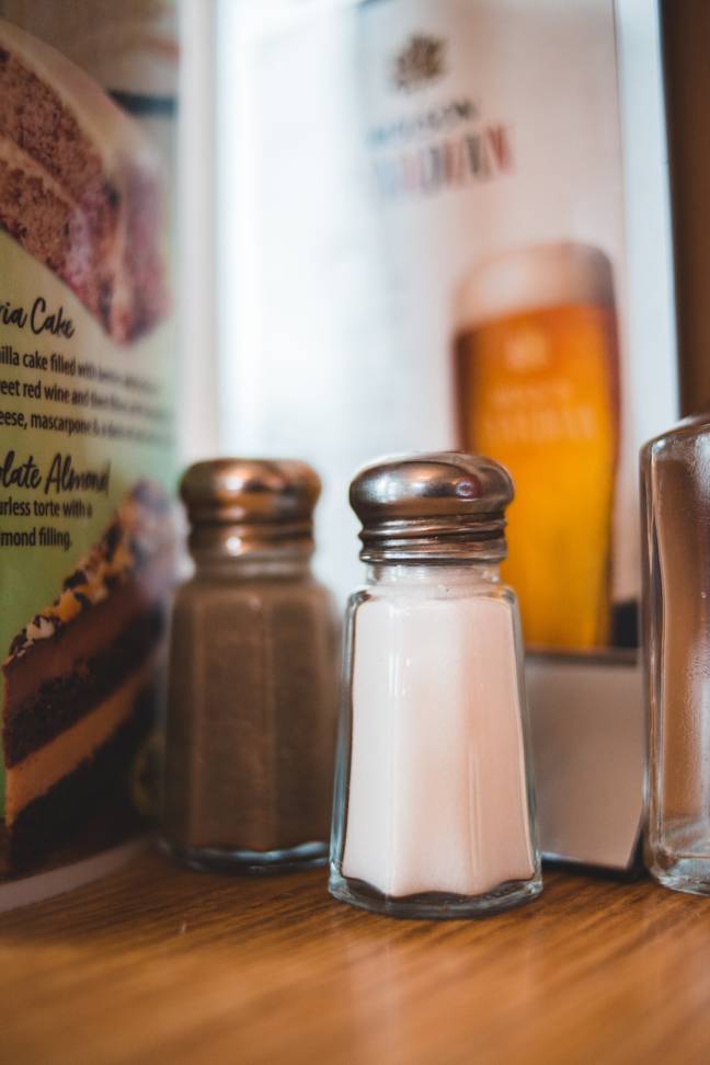 您是否听说过盐和胡椒测试？学分：Erik McLean在Unsplash上