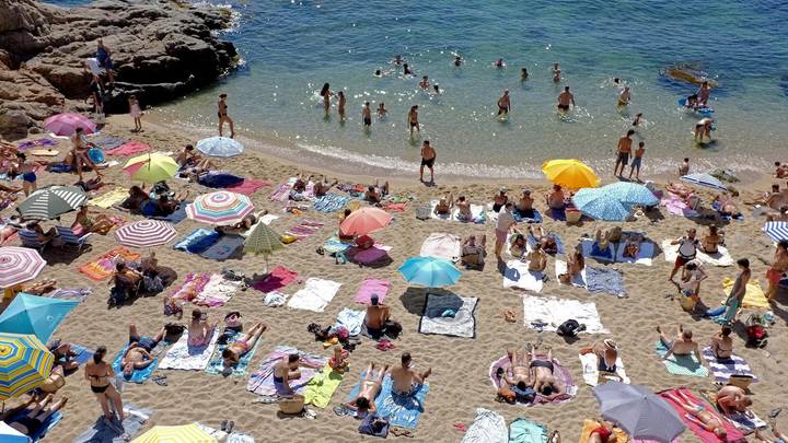 Brits Who Haven't Had Booster Jab To Be Banned From Holidays In EU Next ...