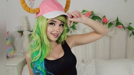 Belle Cosplay Porn - Cosplay Instagram Star Belle Delphine Tricks Fan Into Watching Her First  Pornhub Video - LADbible
