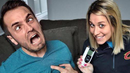 Husband tries labour pain simulator after losing bet with wife