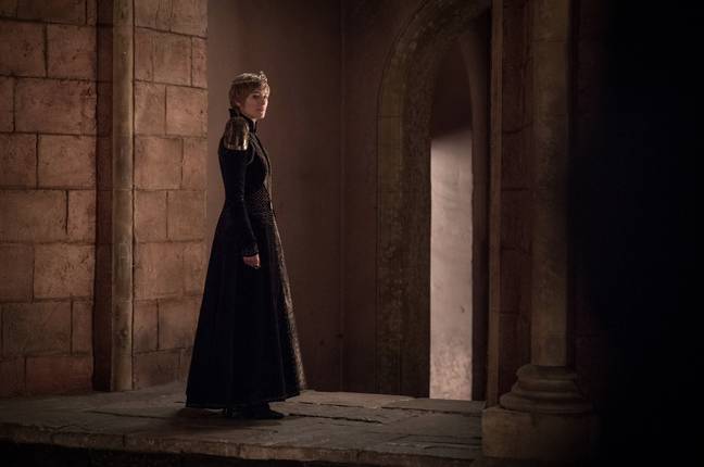 一个人在她的城堡里。学分：HBO