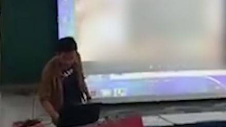 Porn Played To Class Full Of Shocked Students When Teacher Plays Wrong Video  - LADbible