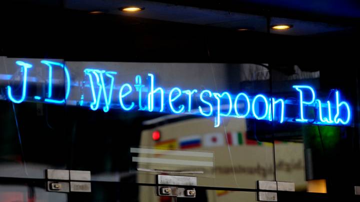 JD Wetherspoon确认其酒吧将于7月4日开业