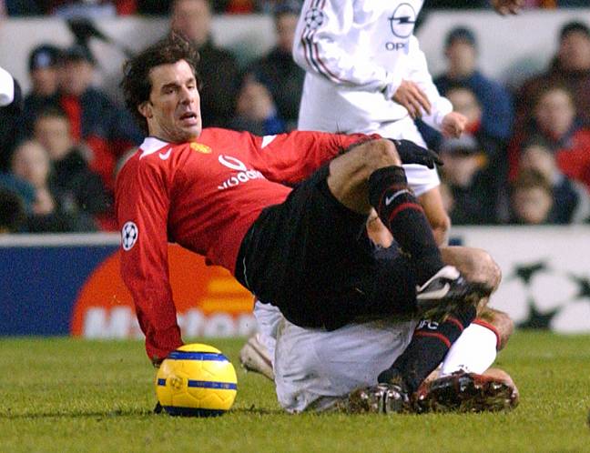 Manchester United legend Ruud van Nistelrooy reveals the toughest defence  he ever played against - Mirror Online