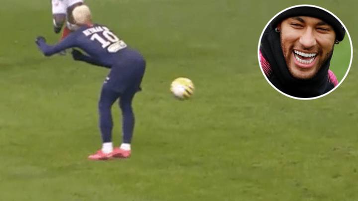 Neymar Produces The Most Outrageous Pass Of The Season...With His ...
