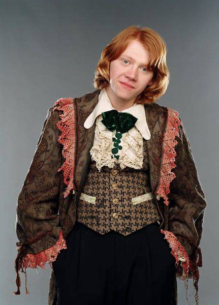 harry potter - Did any of the Weasley kids get new dress robes for