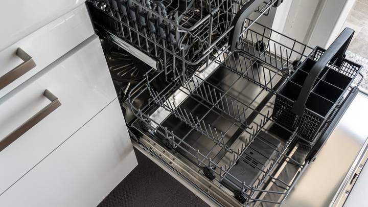 How To Clean Silverware in a Dishwasher