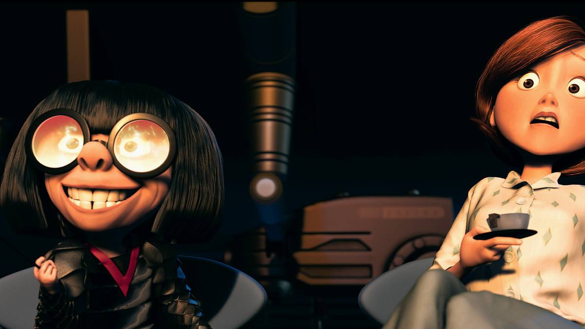 Pixar Fans Are Just Spotting Edna Mode's Sneaky Move In Incredibles.