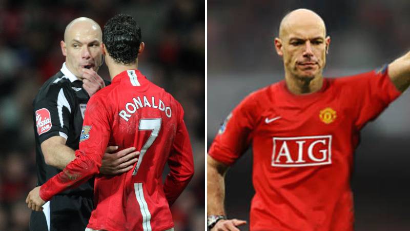 Howard Webb Addressed Manchester United ‘Bias’ And Confirmed Who He Supports In His Book