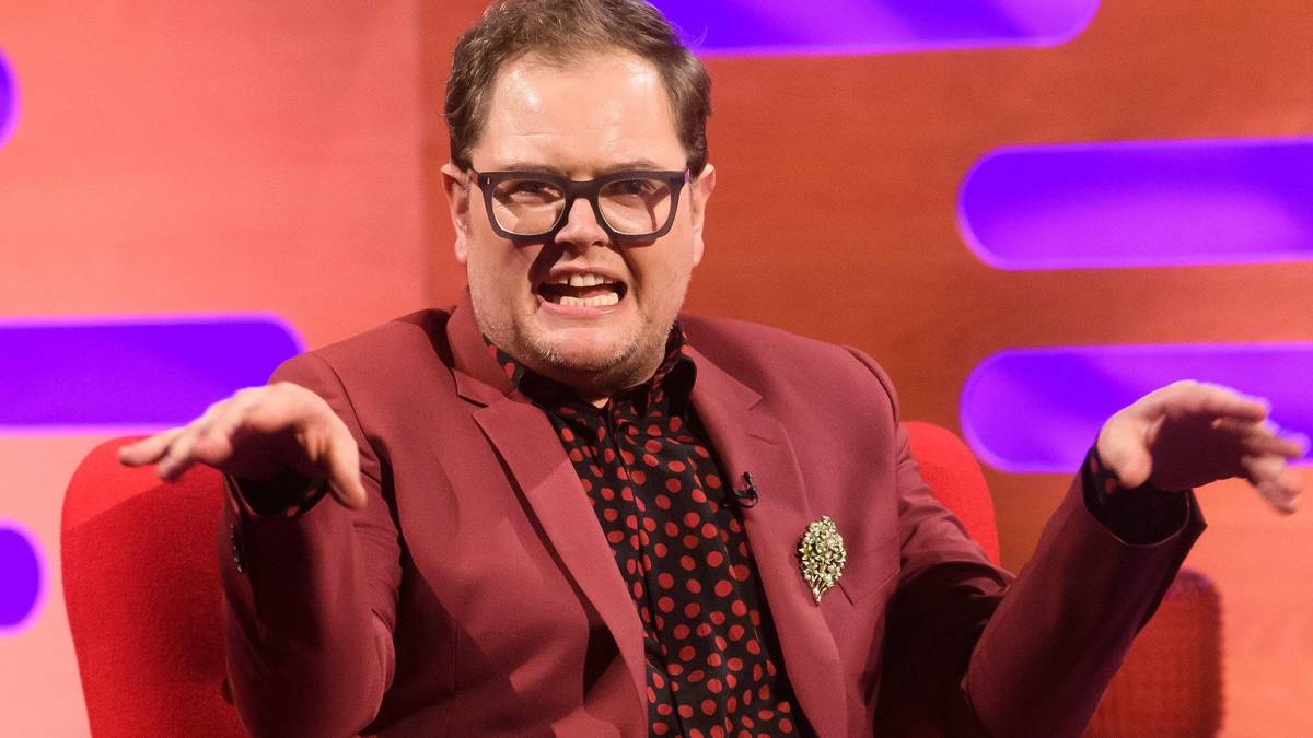 What Is Alan Carr's Net Worth In 2022?