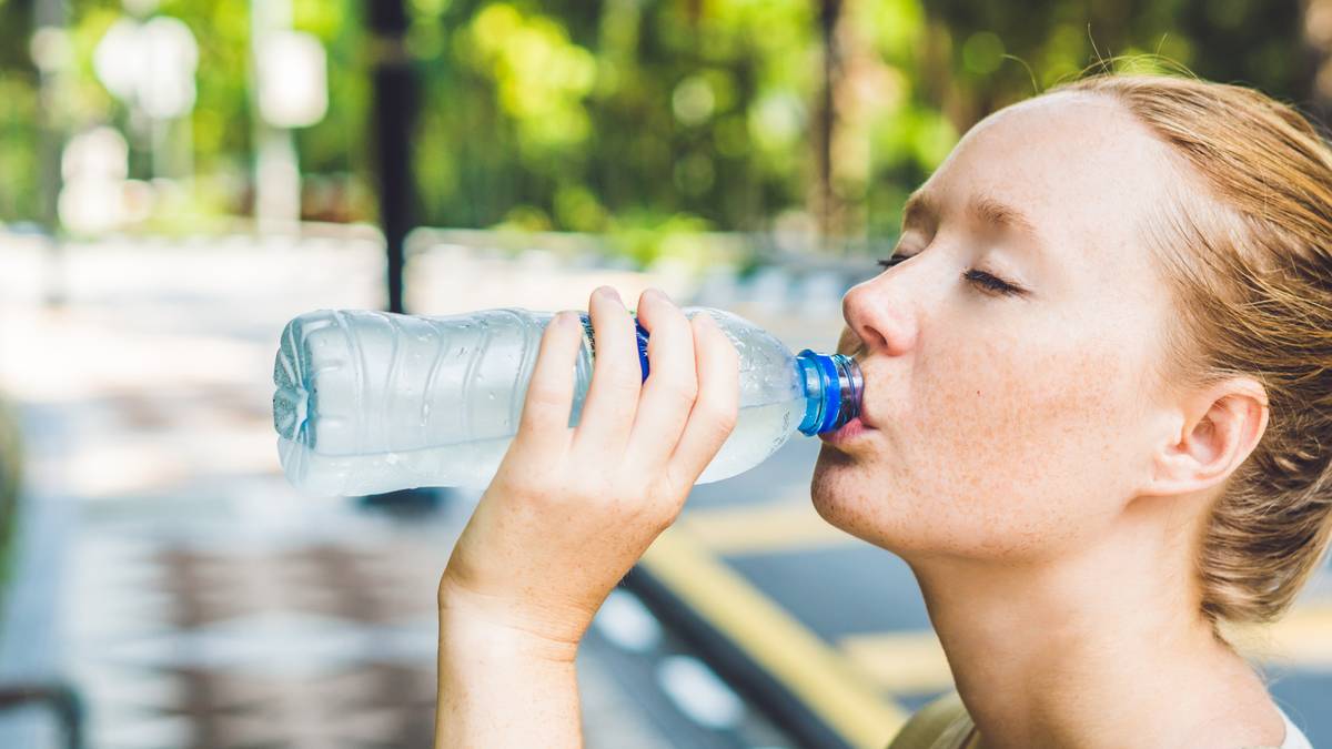 Terrifying Reason You Should Never Drink Ice Cold Water In Hot Weather