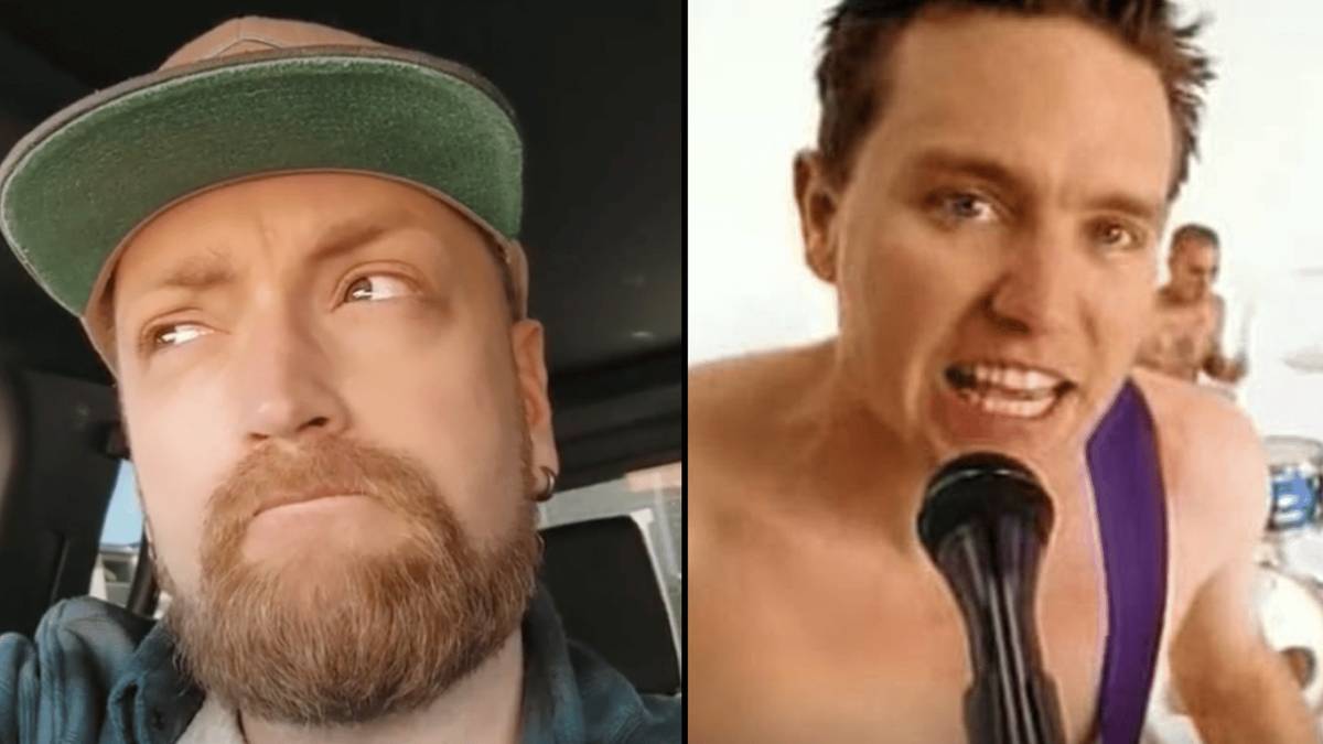 Blink-182 fan films his reaction to finding out he's got 'I walk alone ...