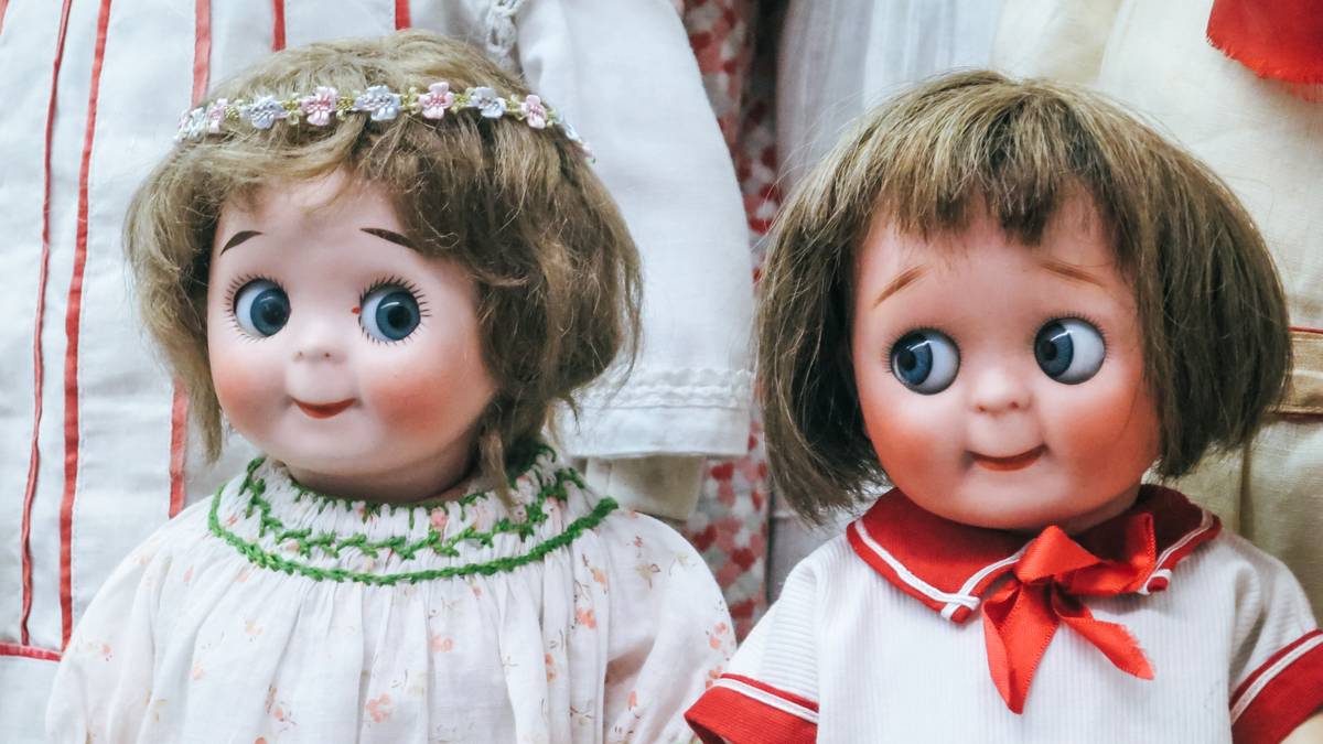 Abigail top creepy doll