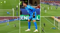 Compilation of Thibaut Courtois' performance in Super Cup shows he's an elite goalkeeper