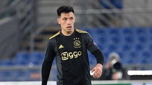 Arsenal To Test Ajax Resolve With Second Martinez Bid
