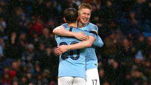 Kevin De Bruyne weighs in on Bernardo Silva's Manchester City future discussion