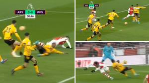 Arsenal Have Been Denied The Most Blatant Penalty You'll See All Season, Their Fans Are Outraged