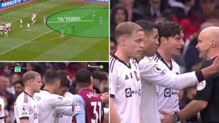 Man Utd fans are furious with the position of their wall for Lucas Digne's free-kick