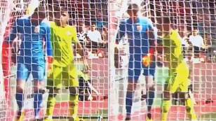 You may have missed Lisandro Martinez’s reaction after David de Gea’s save against Southampton