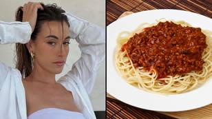 Woman says she put part of her knee into spaghetti and fed it to herself and partner after surgery
