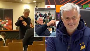 Jose Mourinho gave Europa Conference League keychain to Dutch journalist