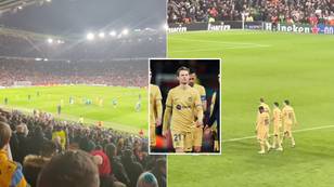 Manchester United fans create a new song mocking Frenkie de Jong after beating Barcelona