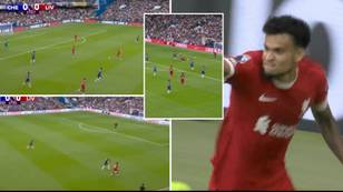 Luis Diaz puts Liverpool ahead against Chelsea after sublime Mo Salah assist
