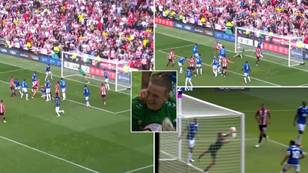 Jordan Pickford makes unbelievable triple save including one with his head against Sheffield Utd