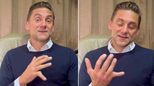 Former Chelsea and England goalkeeper Rob Green reveals the gruesome reason why he has a wonky finger