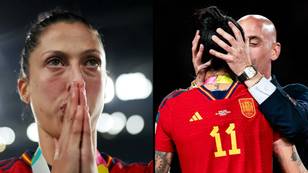 World Cup winner Jenni Hermoso files complaint over 'unsolicited kiss' by Spanish FA boss Luis Rubiales