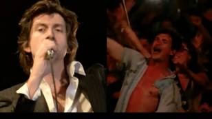 Arctic Monkeys fans go wild as they play Mardy Bum at Glastonbury