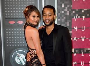 Chrissy Teigen And John Legend Absolutely Ended Piers Morgan On Twitter