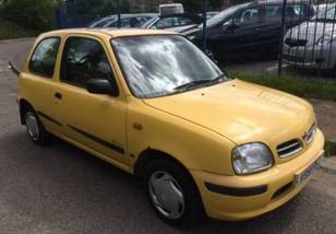 Lad Puts Up Hilariously Honest eBay Advert For Yellow Nissan Micra
