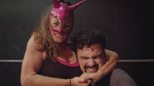 La Diablesa Rosa Is The Most Badass Female Mexican Wrestler You’ll See Today 