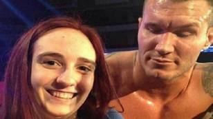 Randy Orton Caught Shamelessly Staring At Fan's Boobs During Selfie
