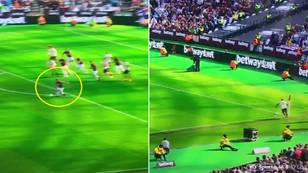 Ashley Young Takes One Of The Worst Corner Kicks You'll Ever See 