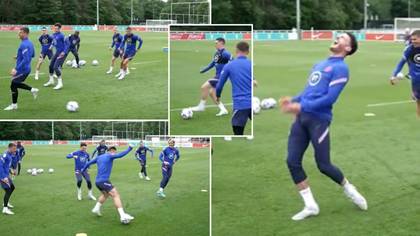 England Stars Absolutely 'Cook' Declan Rice In Immaculate Rondo, He Hilariously Responds