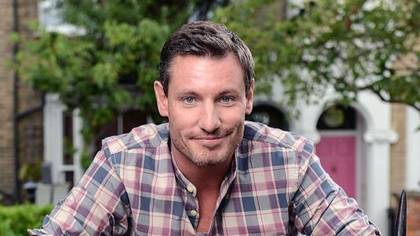Nobody Can Get Over Dean Gaffney Having Grown Up Daughters