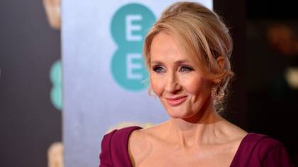 J.K. Rowling Just Clapped Back At Twitter User Criticising The Quidditch Scoring System