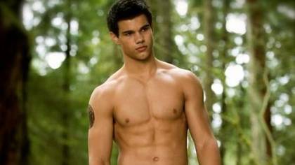 Taylor Lautner Is Selling His Clothes To Raise Money For COVID-19