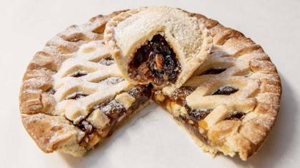 ASDA Is Selling A Supersized Mince Pie For Christmas