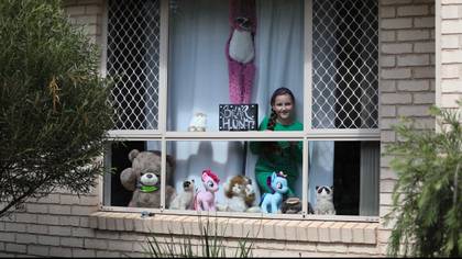 Worldwide Teddy Bear Hunt Is The Most Adorable Way To Keep Children Entertained During Lockdown