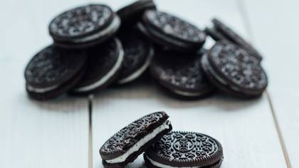 ​You Can Now Buy Coated Oreo Ice Cream Sticks