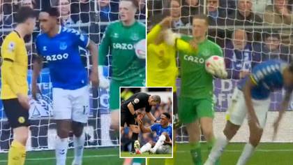 Yerry Mina Gets Kai Havertz Booked With Hilarious Theatrics In Everton's Win Over Chelsea