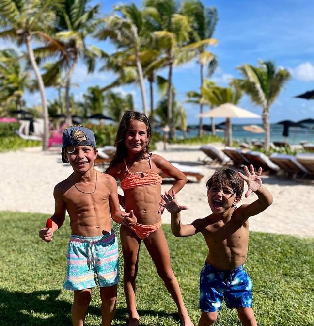 The doting mum recently posted a photo of her family’s Thanksgiving trip to Mexico. Credit: Instagram/jessiejamesdecker