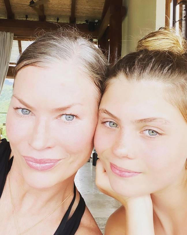 She told her story in light of her teenage daughters. Credit: @iamcarreotis/Instagram.