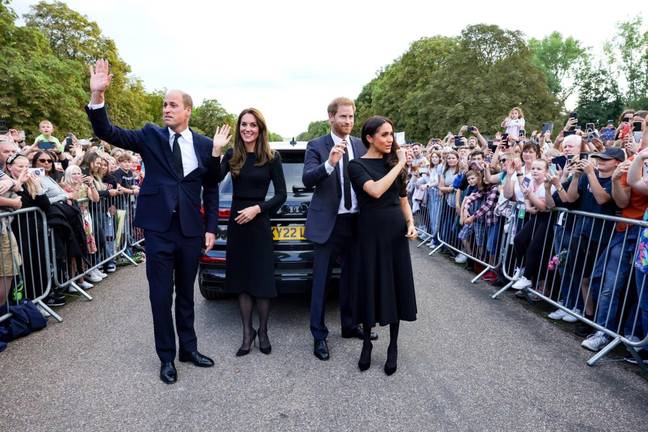 The royals met mourners outside Windsor Castle. Credit: Charlie J Ercilla / Alamy Stock Photo.