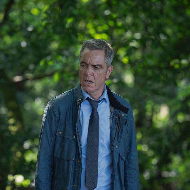 James Nesbitt as detective Michael Broome wore blue throughout, which apparently signalled him as the law and a 'good' character. (Credit: Netflix)